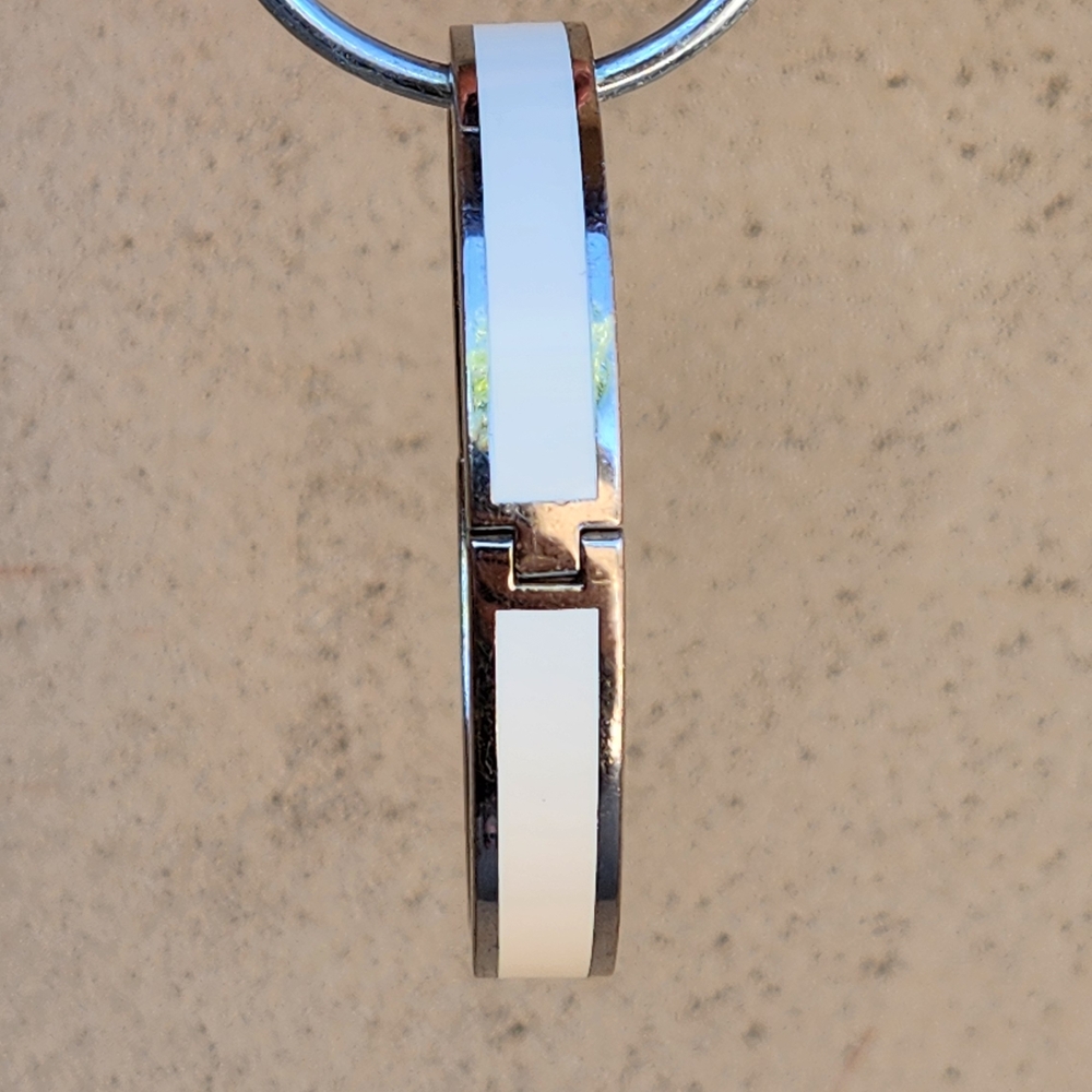 Henri Bendel White Enamel & Silver Bangle - Picture 8 of 11